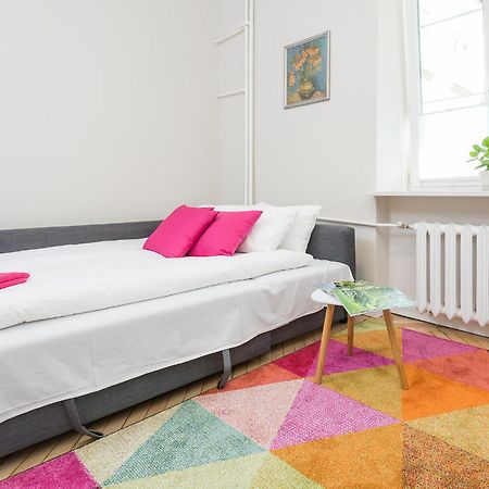 Delightful New Town Square Apartment วอร์ซอ ภายนอก รูปภาพ