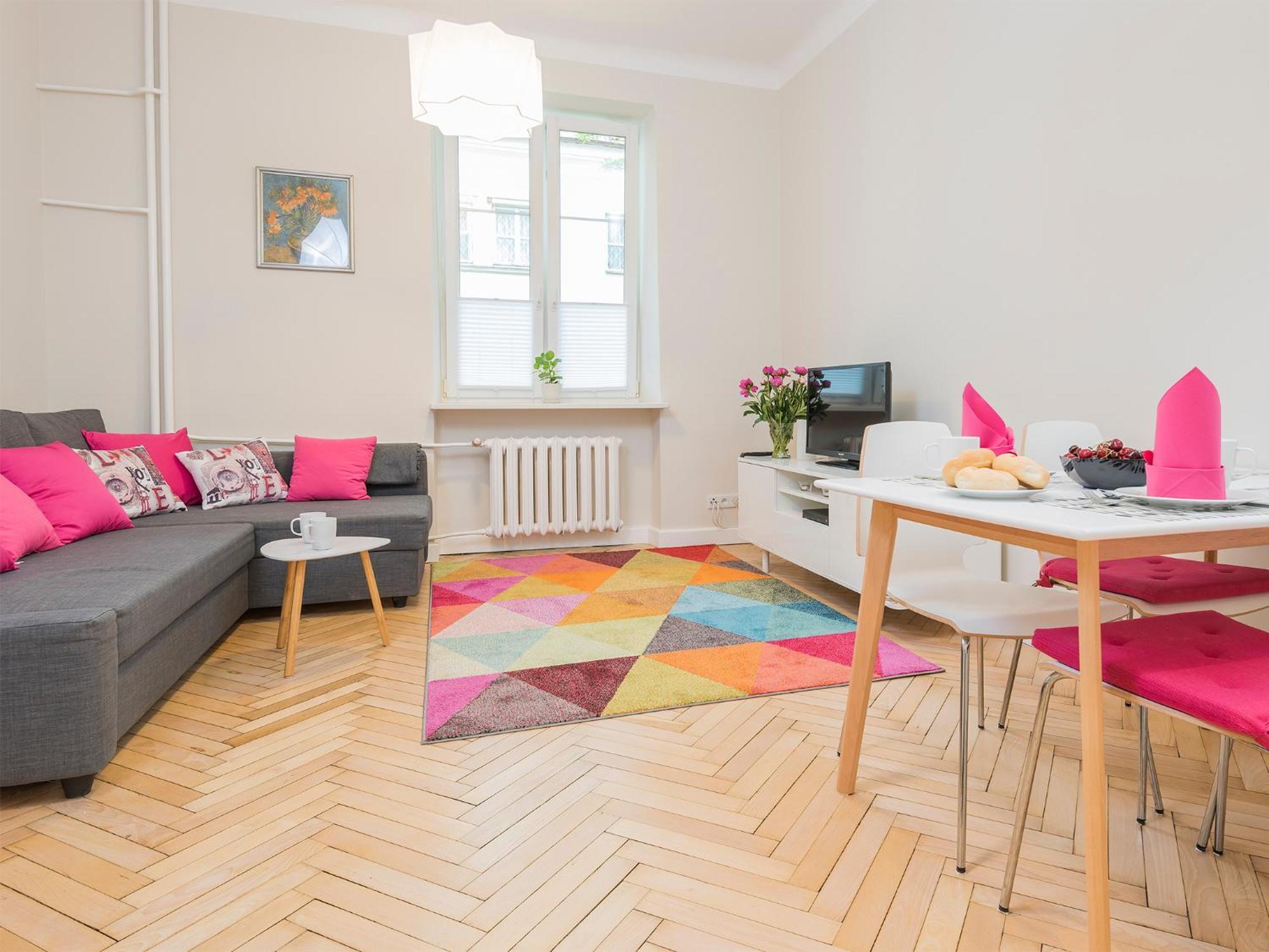 Delightful New Town Square Apartment วอร์ซอ ภายนอก รูปภาพ
