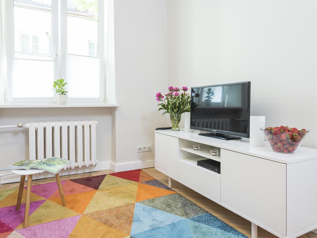 Delightful New Town Square Apartment วอร์ซอ ภายนอก รูปภาพ