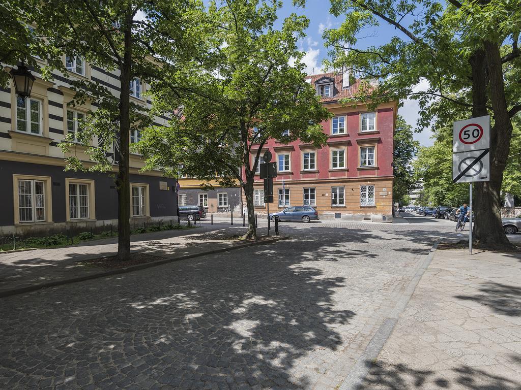 Delightful New Town Square Apartment วอร์ซอ ภายนอก รูปภาพ
